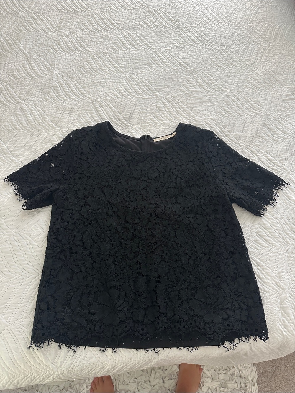 Ellison Black Floral Lace Short-Sleeve Top